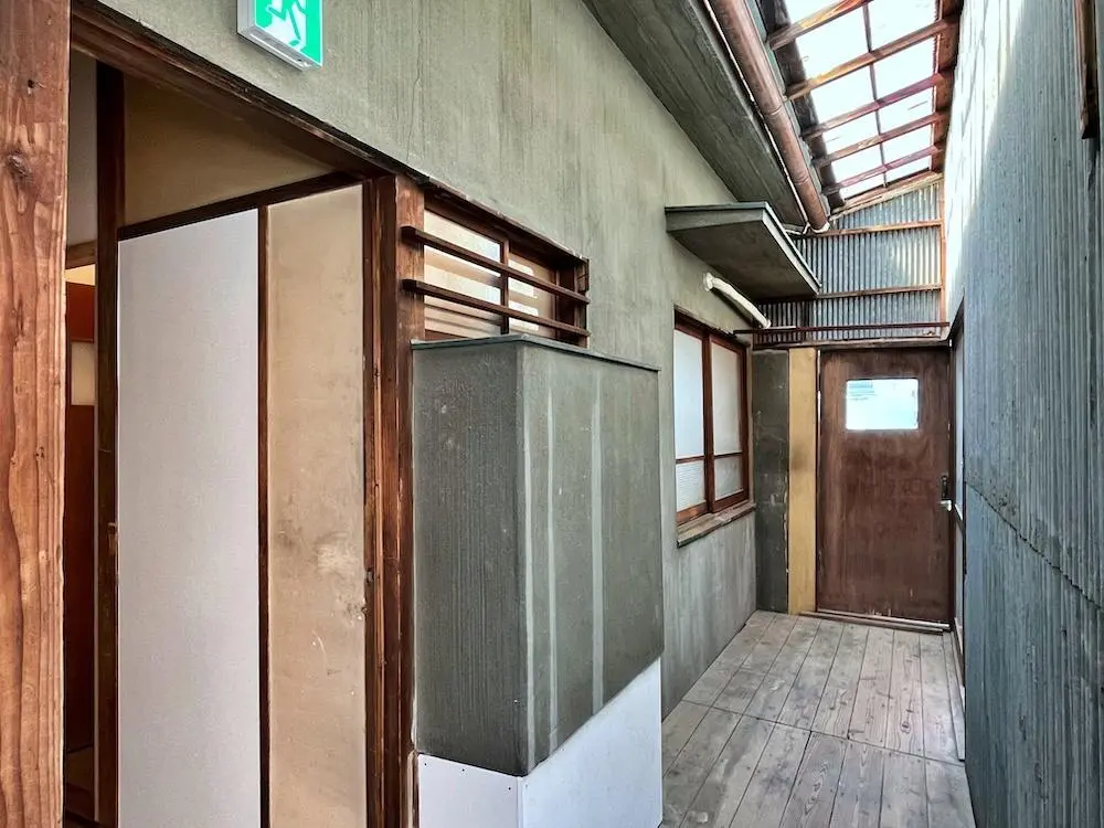2026年から運営開始のbatonhaus。住人と利用者と一緒に、文化的な空気感を醸成して将来の建物へつないでいきます。