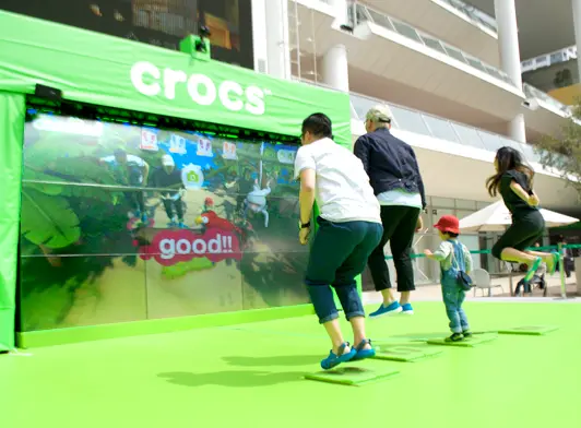 crocs 撮れ〜る！アドベンチャー